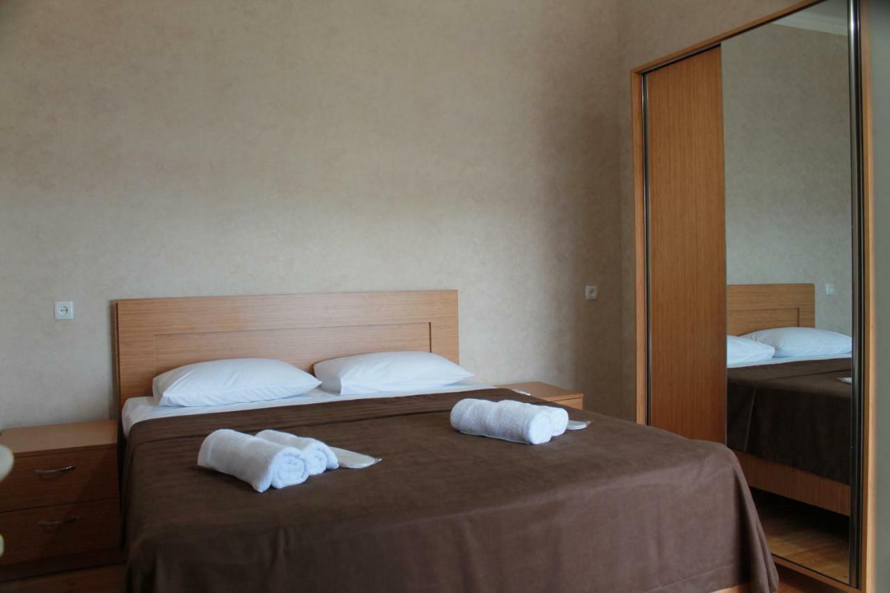 Guest House Maradona Sighnaghi Exterior photo